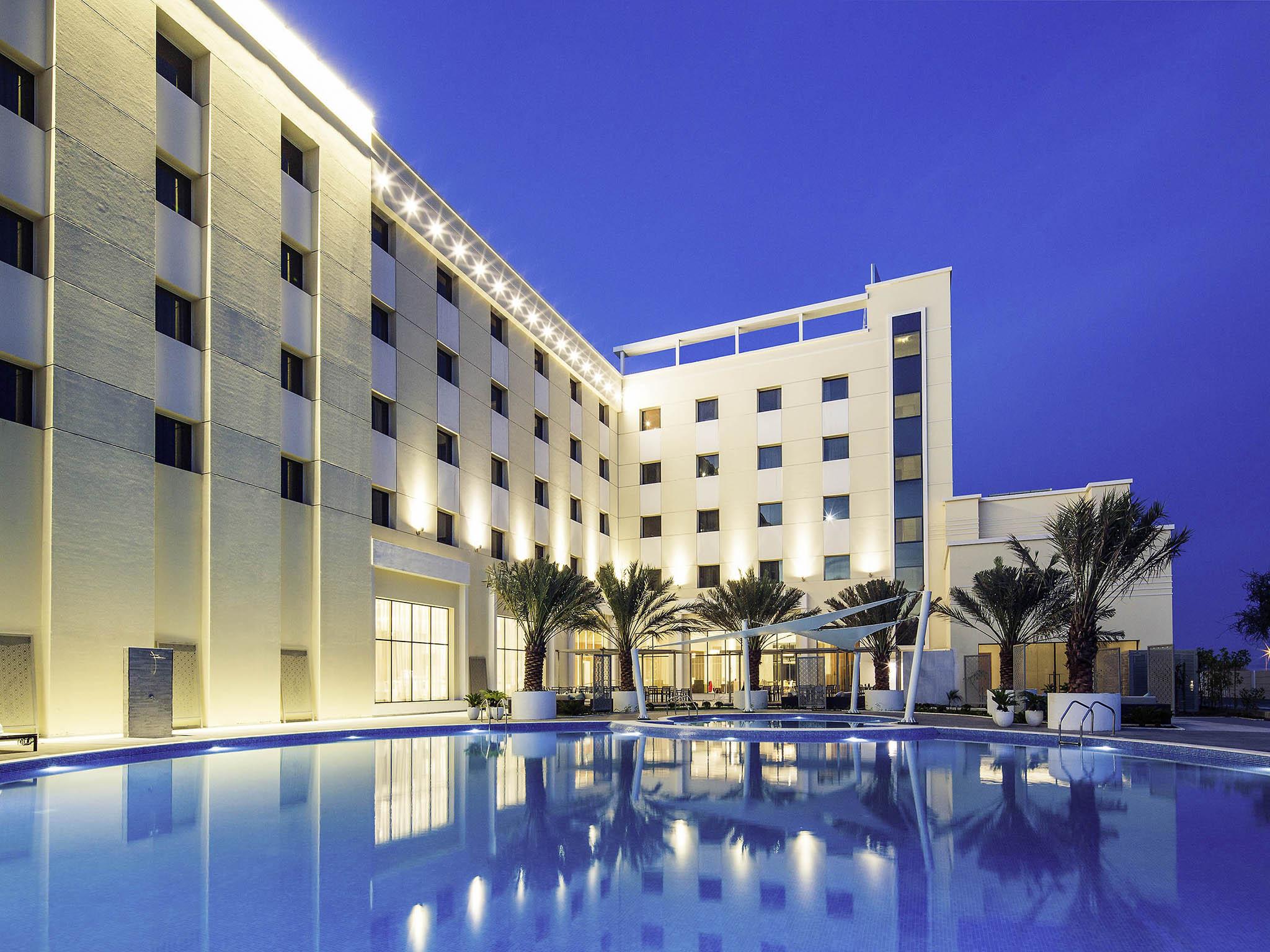 Mercure Suhár Exteriér fotografie