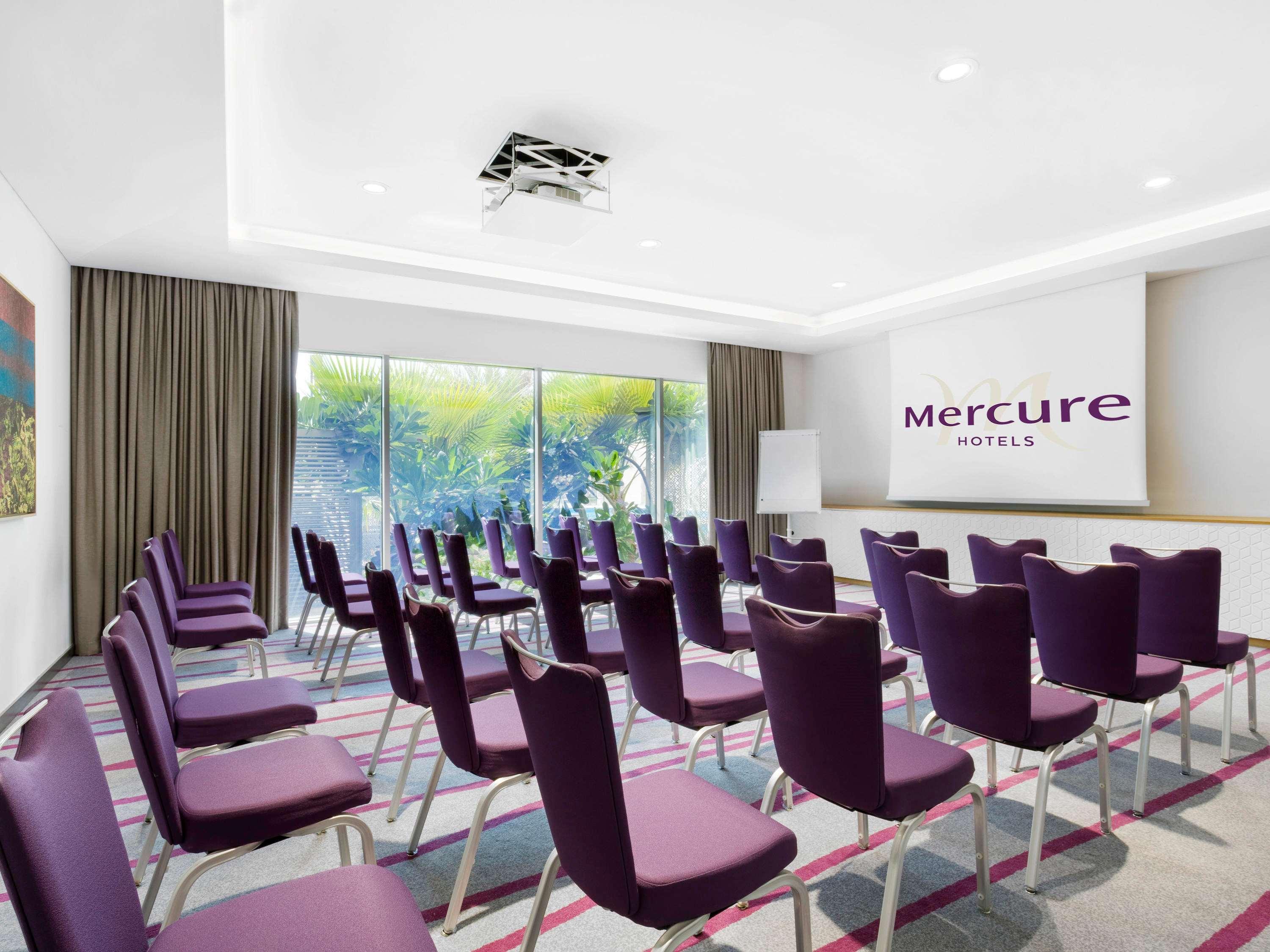 Mercure Suhár Exteriér fotografie